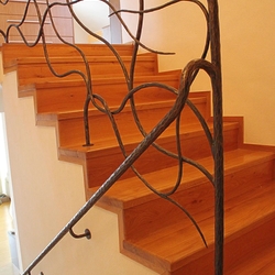 Ručne kované zábradlie na schody - moderné zábradlie