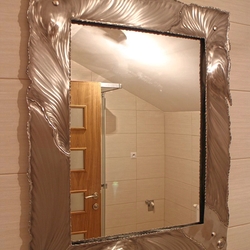 Moderné nerezové zrkadlo v kúpeľni - luxusné zrkadlo s podsvietením