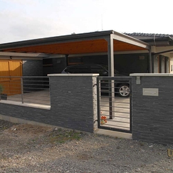 Moderný plot - kované oplotenie rodinného domu - moderný dizajn
